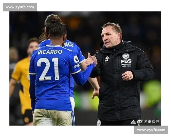 迪弗朗西斯科重返莱切执教，签约两年开启新征程